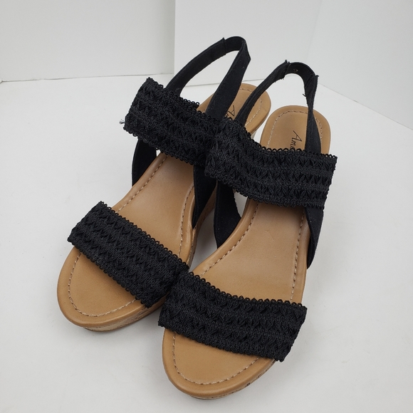 AEO Sandals Heels - Picture 2 of 7